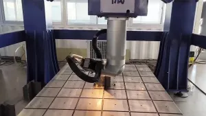 3B Robotik Kesim için Fiber Lazer Kesme Kafası